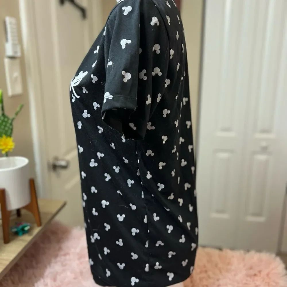 Mickey Mouse Tshirt - Picture 2 of 5